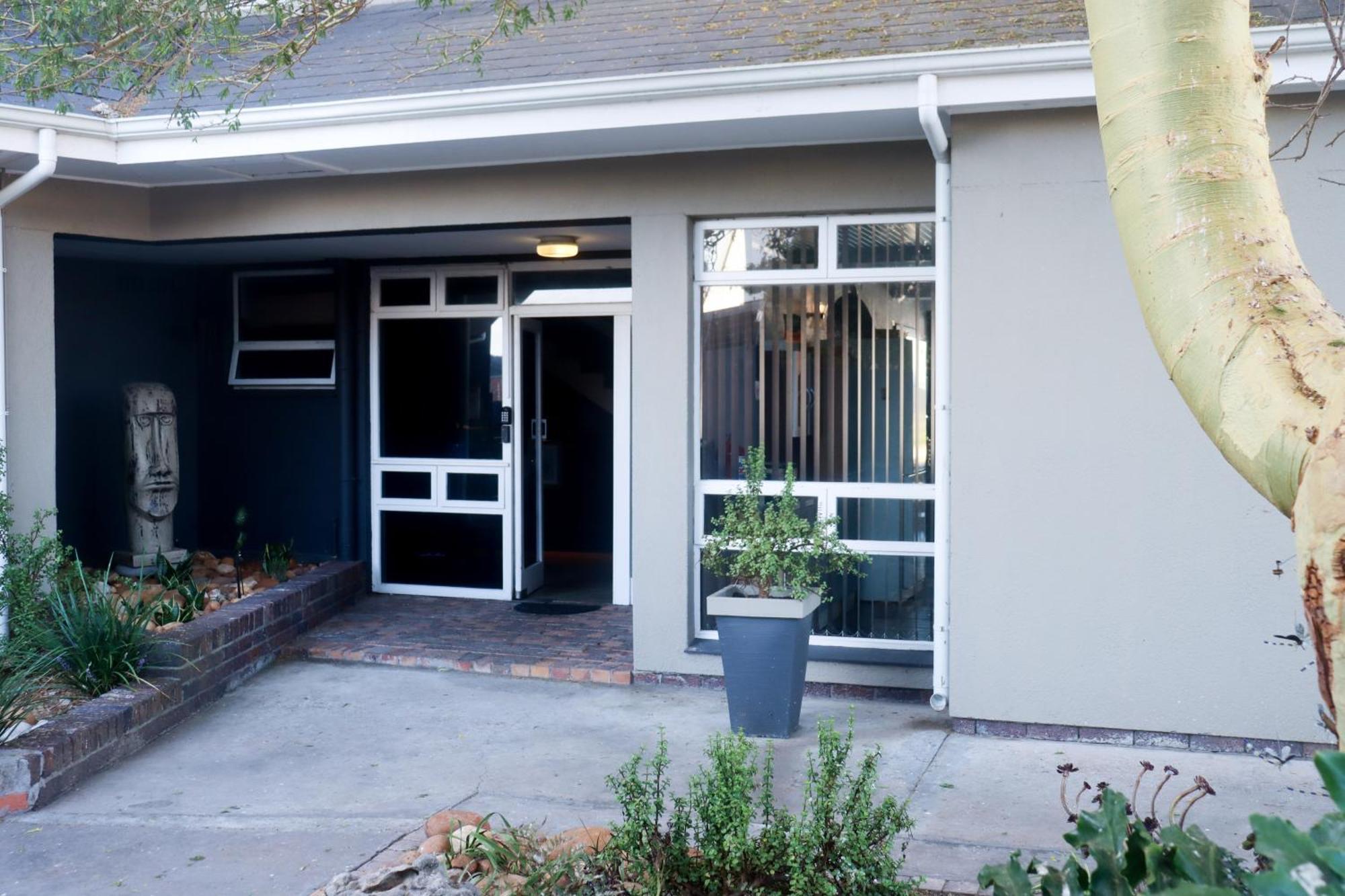 Beachwood Inn Melkbosstrand Cape Town Exterior photo